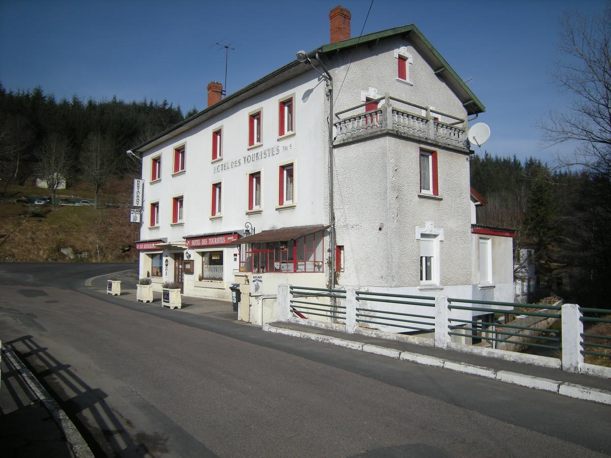 Hotel Gites Des Touristes Vollore-Montagne Exteriör bild